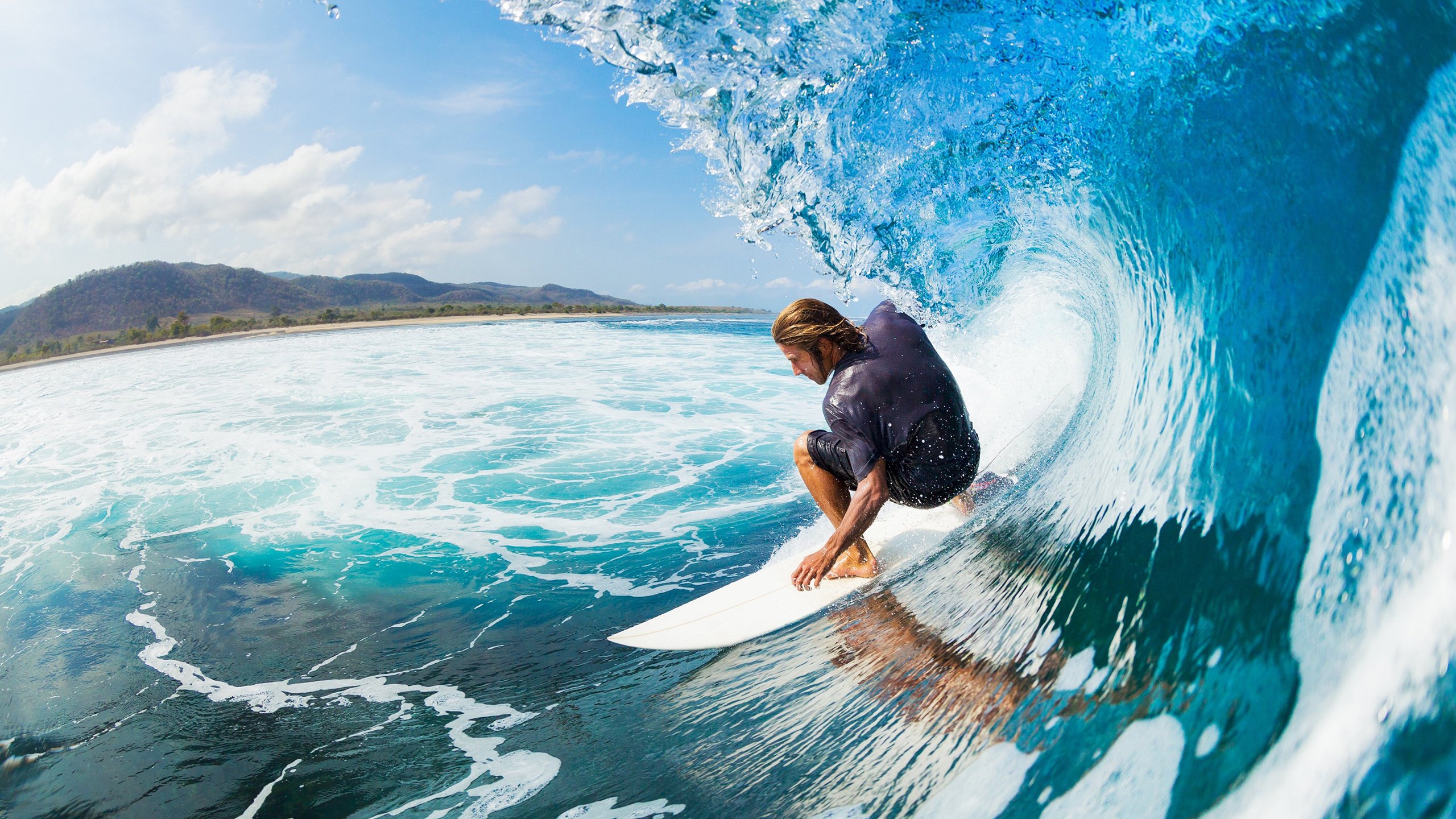 爱游戏官方网站-产业链纵览：硬件、内容、赛事，打造完整的电竞生态圈，电竞行业产业链的构成是什么